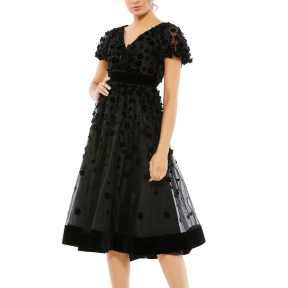 MAC DUGGAL FLORAL APPLIQUE COCKTAIL MIDI BLACK DRESS sz 4 - Picture 2 of 4